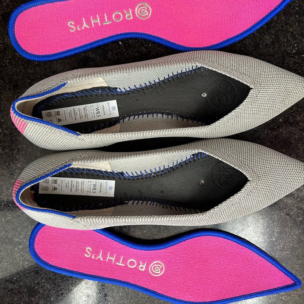 Rothy’s Black Friday iridescent point